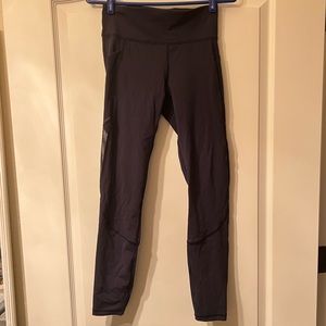 Lululemon Train Leggings